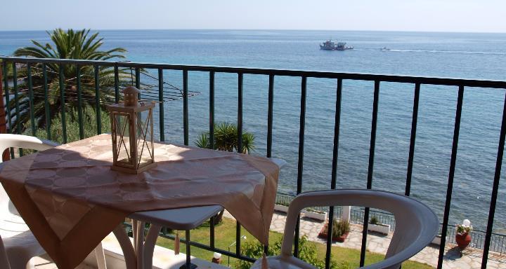 Alexiadis Apartments Agia Paraskevi  Exterior photo